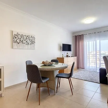 Alphamena Apartamento *